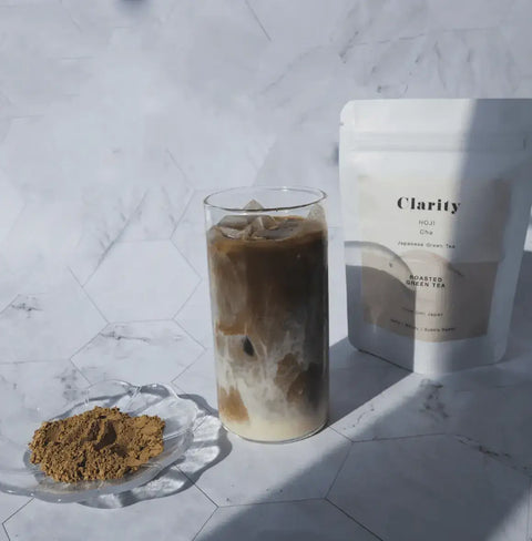 Delicious Hojicha Powder Omi latte served cold with roasted green tea powder and packaging.